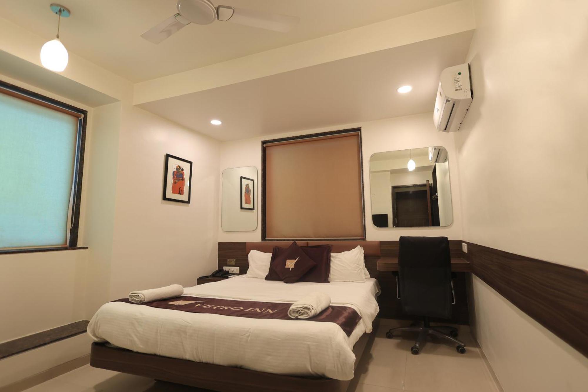 Hotel Vetro Inn Surat Luaran gambar