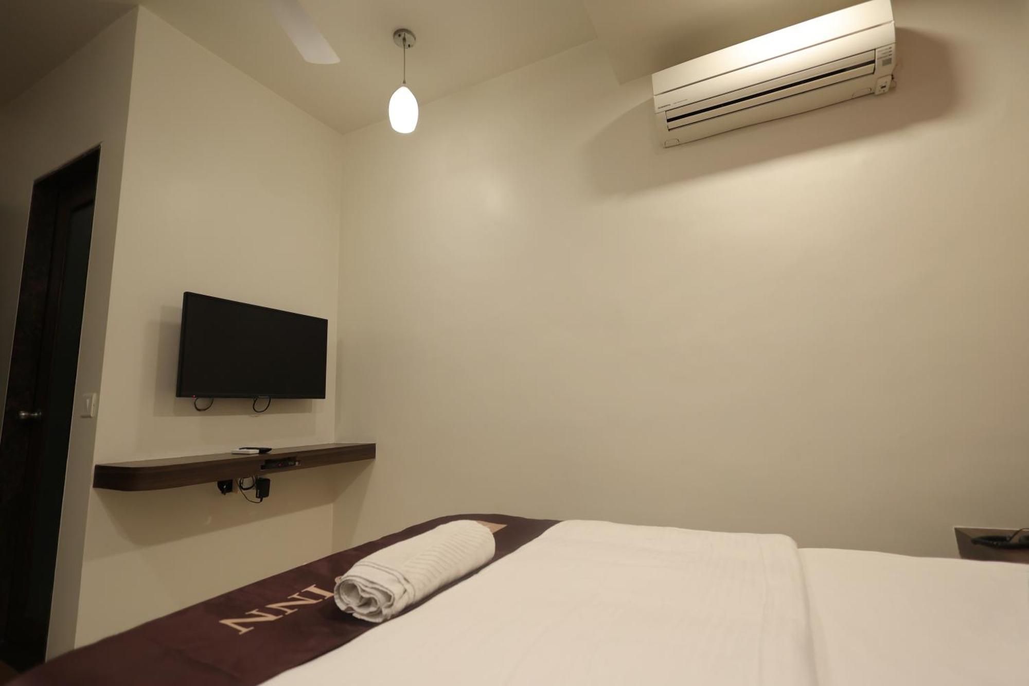 Hotel Vetro Inn Surat Luaran gambar